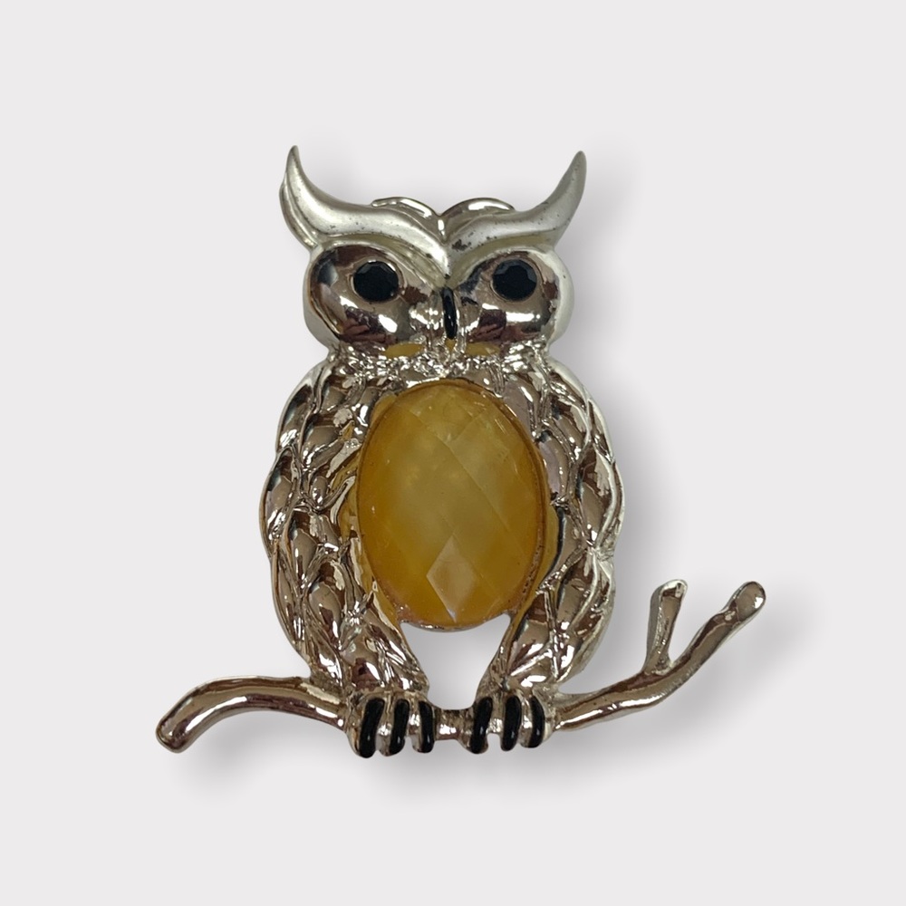 Owl brooch yellow